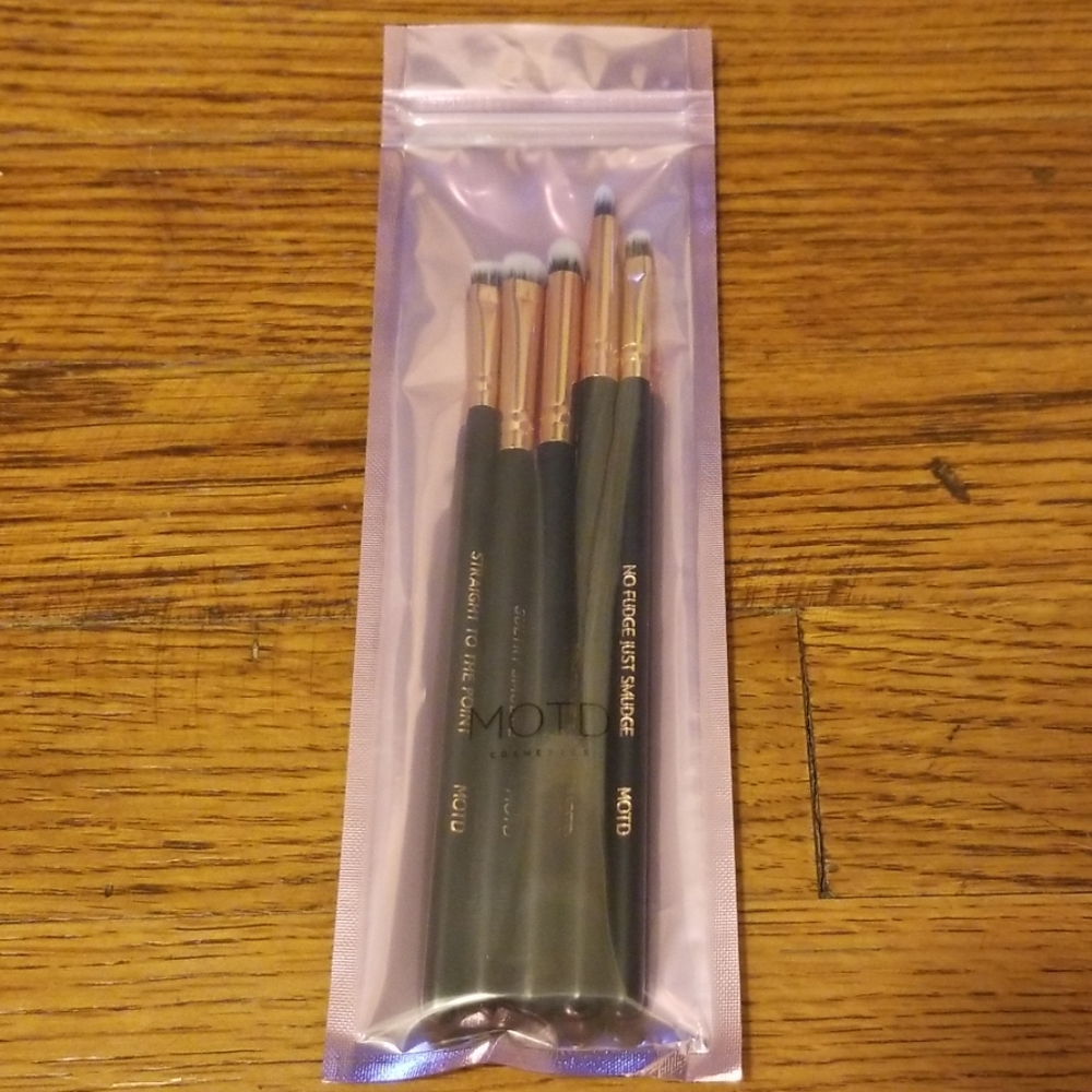 MOTD Cosmetics Eye Got It 5-Piece Brush Set